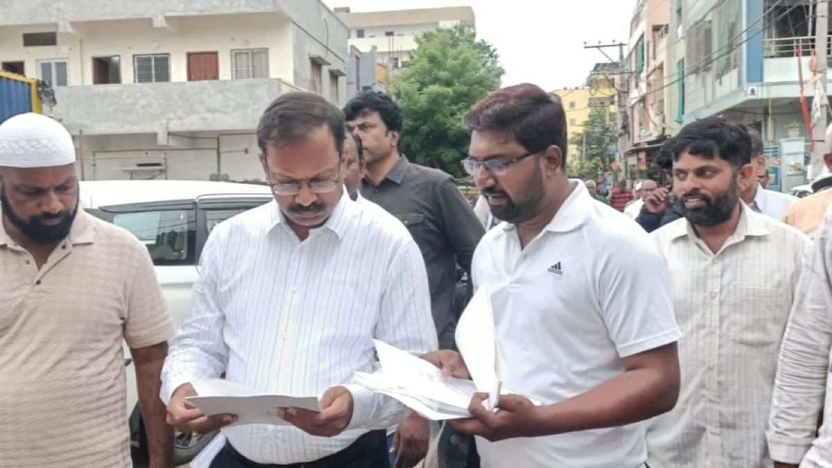 సీసీ రోడ్లు మంజూరు చేయండి... విజయేందర్ రెడ్డి